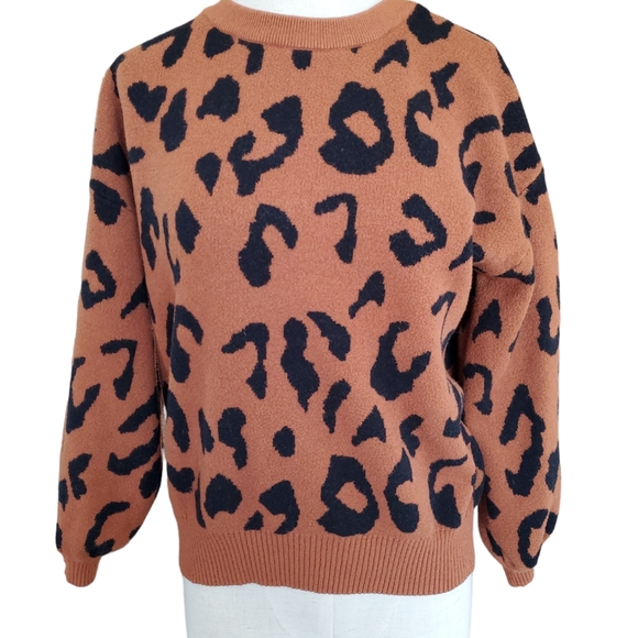 Merokeety Crew Neck Leopard Print, Balloon Sleeve knitted Sweater top. - Picture 2 of 3
